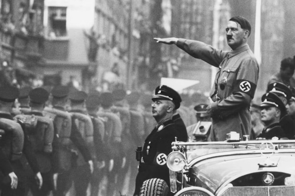 Hitler: Tarihin Karanlık Yüzlerinden Biri